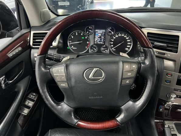 Lexus LX III Рестайлинг с пробегом 2013 года, цена 4 450 000 рублей, 196691 км, внедорожник, Автокод Объявления
