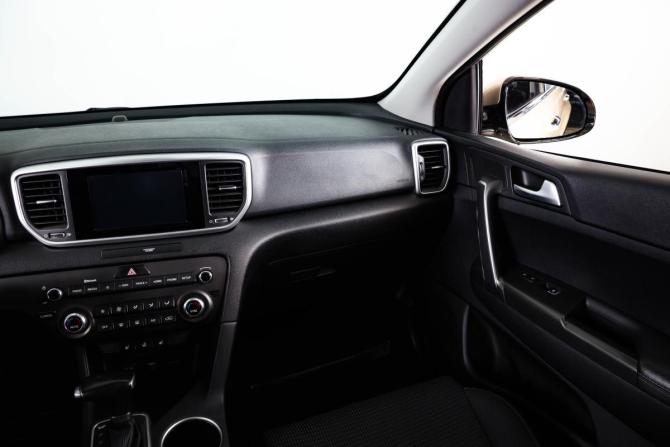 Kia Sportage IV Рестайлинг с пробегом 2018 года, цена 2 159 000 рублей, 114989 км, внедорожник, Автокод Объявления