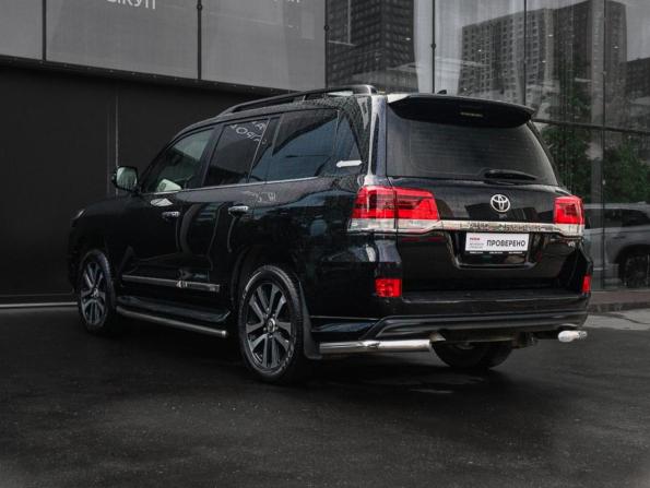 Toyota Land Cruiser 200 Series Рестайлинг 2 с пробегом 2017 года, цена 7 590 000 рублей, 117929 км, внедорожник, Автокод Объявления