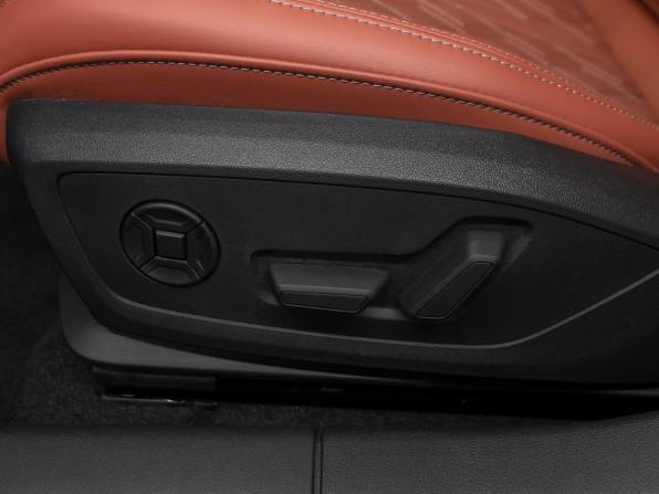 Audi A3 IV (8Y) Рестайлинг с пробегом 2025 года, цена 3 925 000 рублей, 17 км, хэтчбек, Автокод Объявления