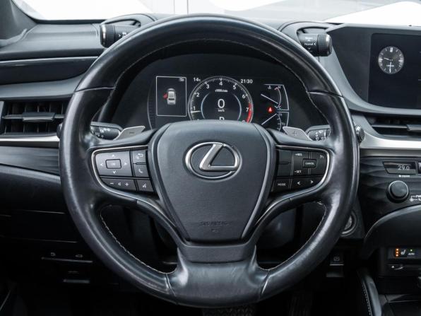 Lexus ES VII с пробегом 2018 года, цена 4 070 000 рублей, 85546 км, седан, Автокод Объявления