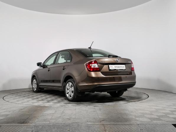 Skoda Rapid I Рестайлинг с пробегом 2019 года, цена 1 390 000 рублей, 88000 км, лифтбек, Автокод Объявления