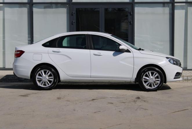 Lada (ВАЗ) Vesta I с пробегом 2017 года, цена 910 000 рублей, 79186 км, седан, Автокод Объявления