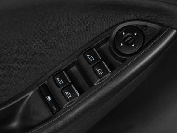 Ford Focus III Рестайлинг с пробегом 2017 года, цена 1 149 000 рублей, 164316 км, седан, Автокод Объявления