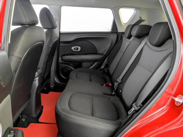 Kia Soul II Рестайлинг с пробегом 2017 года, цена 1 200 000 рублей, 199220 км, хэтчбек, Автокод Объявления