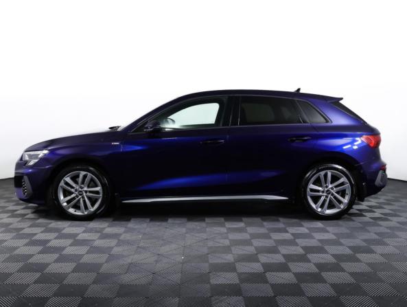 Audi A3 IV (8Y) с пробегом 2021 года, цена 2 655 000 рублей, 69891 км, хэтчбек, Автокод Объявления