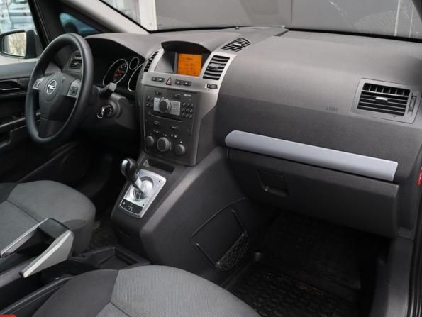 Opel Zafira B с пробегом 2006 года, цена 750 000 рублей, 86806 км, компактвэн, Автокод Объявления