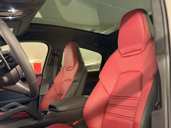 Новый Porsche Cayenne III Рестайлинг 2026 года, цена 29 490 000 рублей, внедорожник, Автокод Объявления