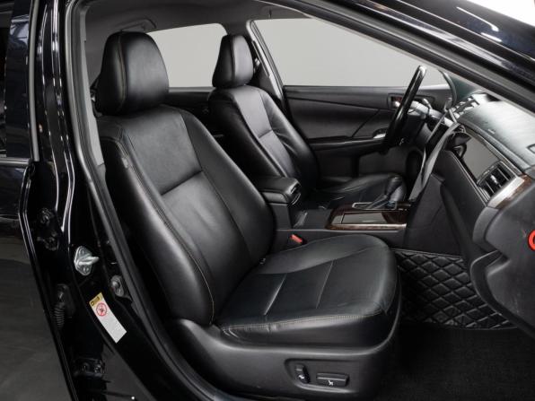 Toyota Camry VII (XV50) Рестайлинг 2 с пробегом 2017 года, цена 2 309 000 рублей, 170453 км, седан, Автокод Объявления