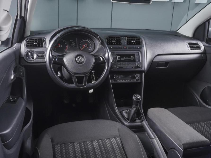 Volkswagen Polo V Рестайлинг Ростов-на-Дону  - изображение 6