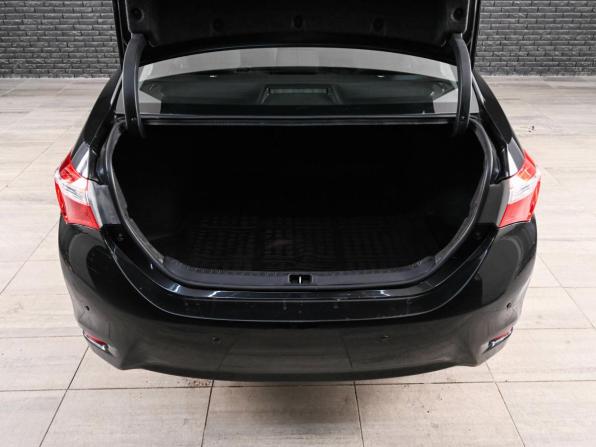 Toyota Corolla XI (E160 E170 E180) с пробегом 2015 года, цена 1 560 000 рублей, 81173 км, седан, Автокод Объявления