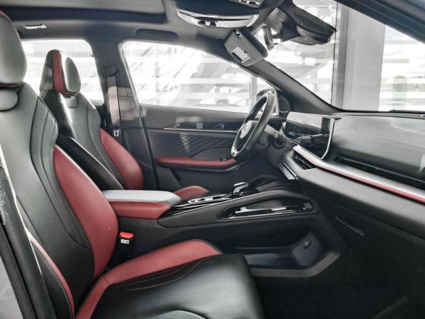 Geely Coolray I Рестайлинг с пробегом 2024 года, цена 2 348 000 рублей, 17893 км, внедорожник, Автокод Объявления