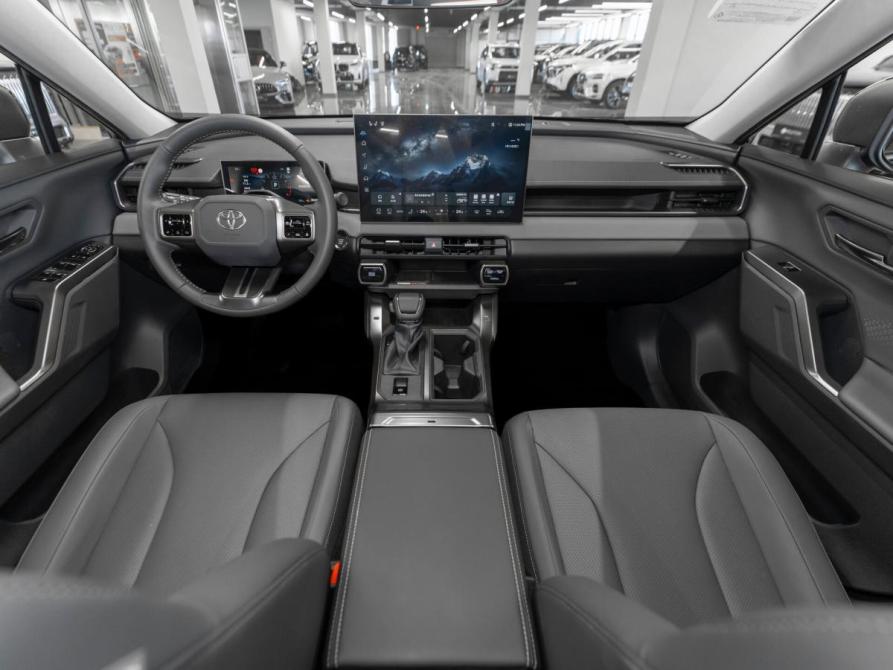 Toyota RAV4 VI (XA60) Москва  - изображение 8