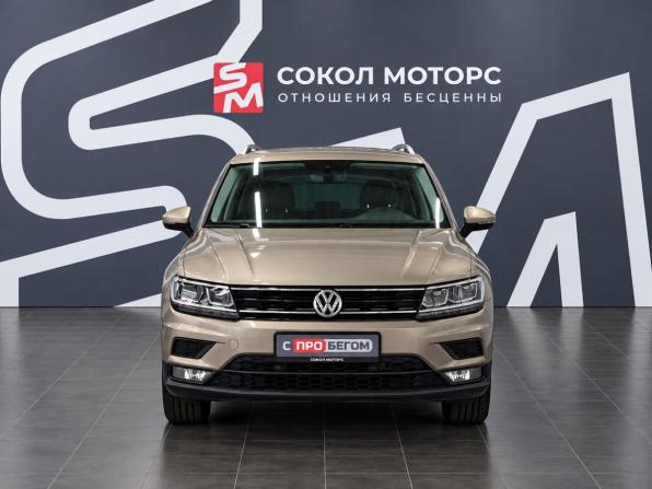 Volkswagen Tiguan II с пробегом 2017 года, цена 2 599 900 рублей, 122000 км, внедорожник, Автокод Объявления
