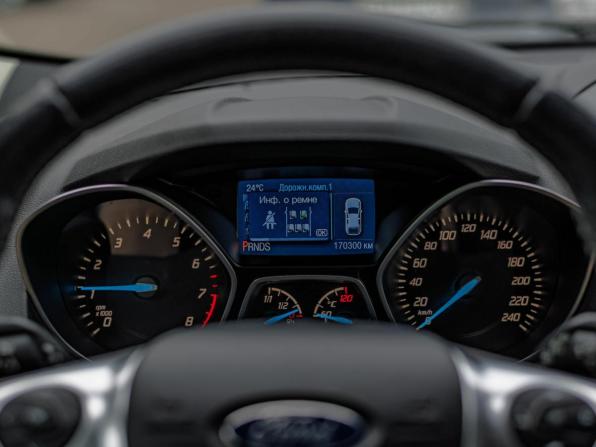 Ford Kuga II с пробегом 2015 года, цена 1 290 000 рублей, 170198 км, внедорожник, Автокод Объявления