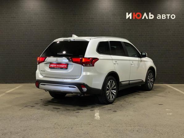 Mitsubishi Outlander III Рестайлинг 3 с пробегом 2020 года, цена 2 300 000 рублей, 147513 км, внедорожник, Автокод Объявления