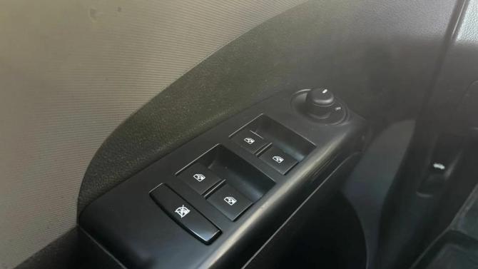 Chevrolet Aveo II с пробегом 2012 года, цена 650 000 рублей, 103901 км, седан, Автокод Объявления