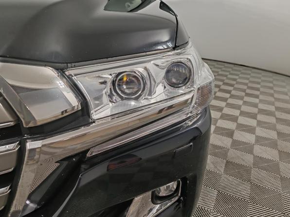 Toyota Land Cruiser 200 Series Рестайлинг 2 с пробегом 2015 года, цена 4 800 000 рублей, 199129 км, внедорожник, Автокод Объявления