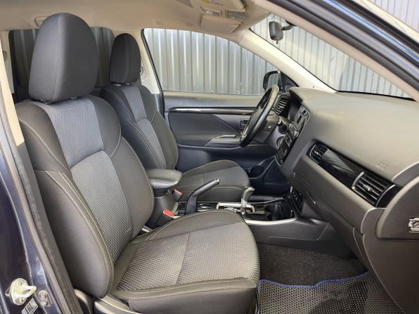 Mitsubishi Outlander III Рестайлинг 3 с пробегом 2018 года, цена 1 677 000 рублей, 161354 км, внедорожник, Автокод Объявления