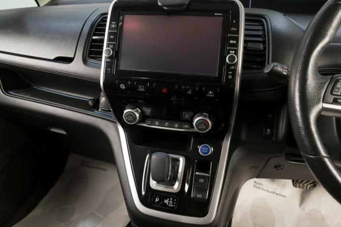 Nissan Serena V (C27) Рестайлинг с пробегом 2019 года, цена 2 319 000 рублей, 91773 км, минивэн, Автокод Объявления