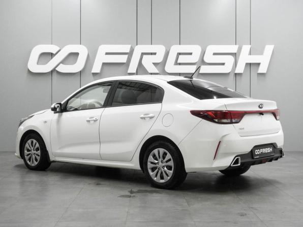 Kia Rio IV Рестайлинг с пробегом 2021 года, цена 1 564 000 рублей, 97733 км, седан, Автокод Объявления