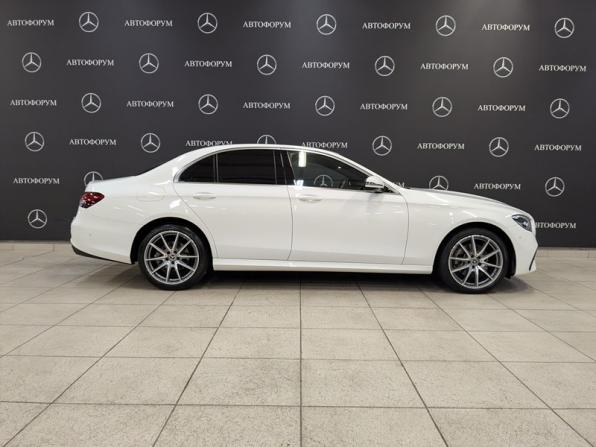 Mercedes-Benz E-Класс V (W213 S213 C238) Рестайлинг с пробегом 2022 года, цена 5 890 000 рублей, 27845 км, седан, Автокод Объявления