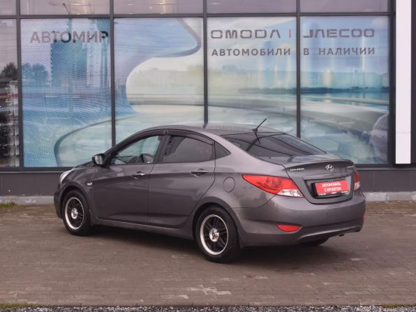Hyundai Solaris I с пробегом 2014 года, цена 730 000 рублей, 173778 км, седан, Автокод Объявления