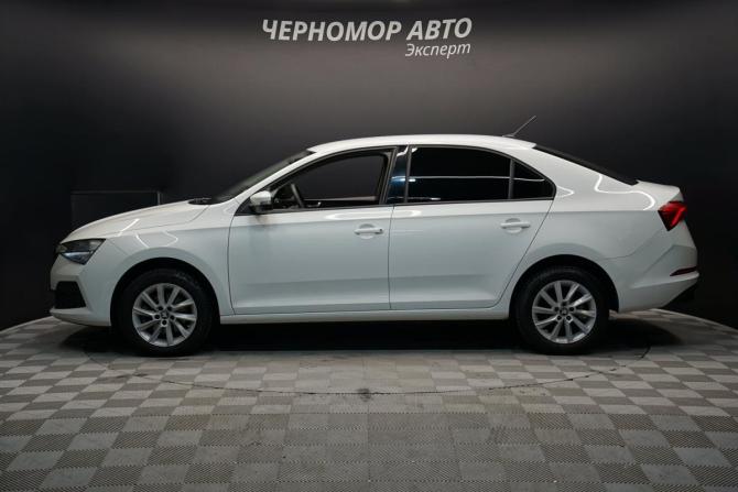 Skoda Rapid I Рестайлинг с пробегом 2020 года, цена 1 670 000 рублей, 103000 км, лифтбек, Автокод Объявления