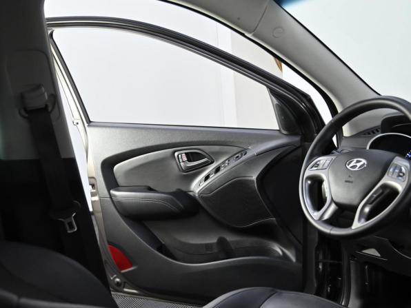 Hyundai ix35 I Рестайлинг с пробегом 2014 года, цена 1 349 000 рублей, 148000 км, внедорожник, Автокод Объявления