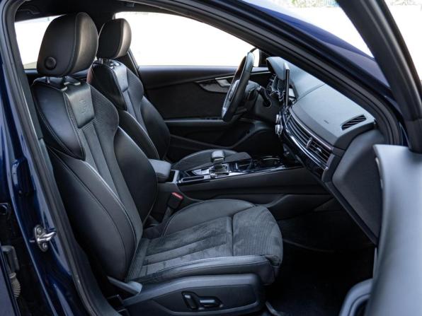 Audi A4 V (B9) Рестайлинг с пробегом 2020 года, цена 3 240 000 рублей, 62992 км, седан, Автокод Объявления