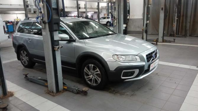Volvo XC70 II с пробегом 2012 года, цена 1 180 000 рублей, 428436 км, универсал, Автокод Объявления