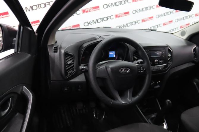 Lada (ВАЗ) XRAY I с пробегом 2017 года, цена 785 850 рублей, 71266 км, хэтчбек, Автокод Объявления