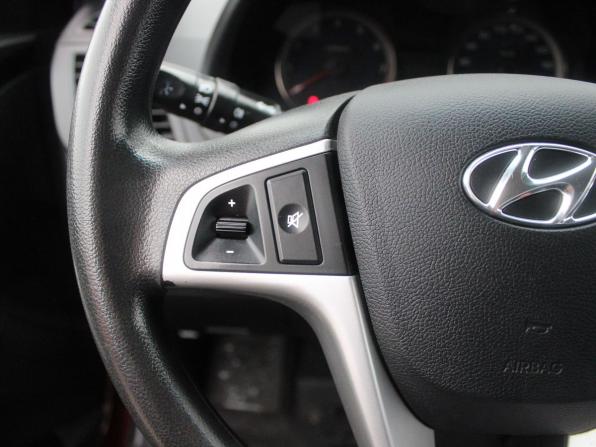Hyundai Solaris I с пробегом 2014 года, цена 999 000 рублей, 83061 км, седан, Автокод Объявления
