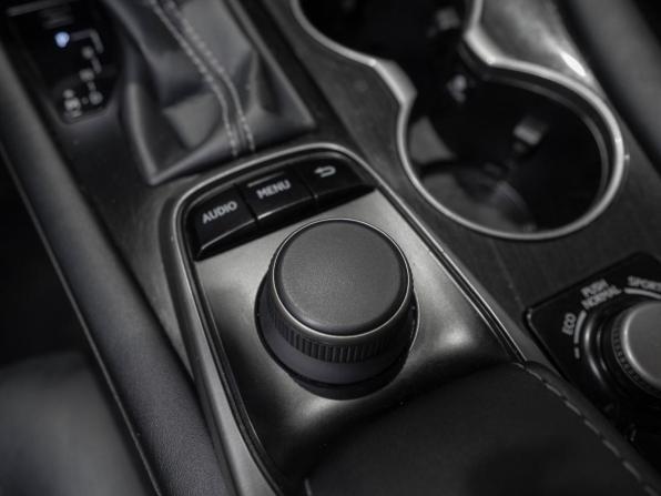 Lexus RX IV с пробегом 2018 года, цена 3 800 000 рублей, 140044 км, внедорожник, Автокод Объявления