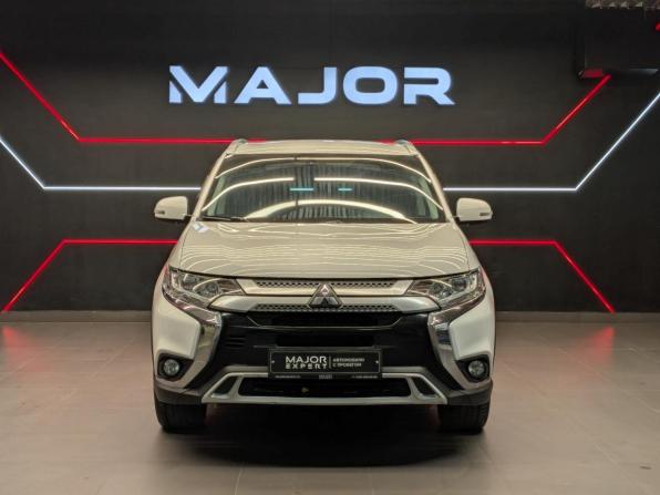 Mitsubishi Outlander III Рестайлинг 3 с пробегом 2020 года, цена 2 440 000 рублей, 98552 км, внедорожник, Автокод Объявления
