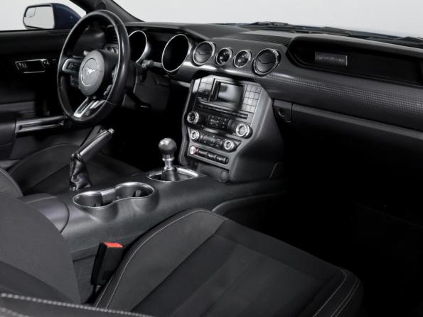 Ford Mustang VI Рестайлинг с пробегом 2018 года, цена 4 255 000 рублей, 73568 км, купе, Автокод Объявления