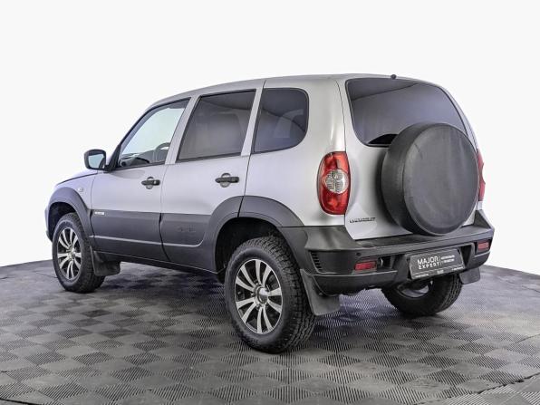 Chevrolet Niva I Рестайлинг с пробегом 2017 года, цена 745 000 рублей, 72838 км, внедорожник, Автокод Объявления
