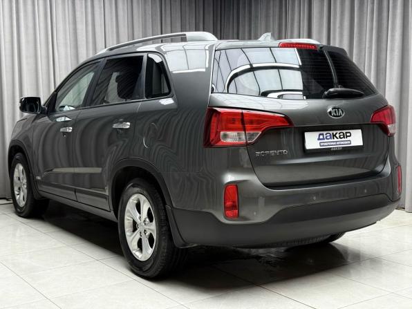 Kia Sorento II Рестайлинг с пробегом 2018 года, цена 1 899 000 рублей, 163333 км, внедорожник, Автокод Объявления