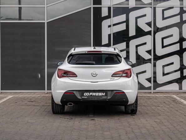 Opel Astra J Рестайлинг с пробегом 2014 года, цена 900 000 рублей, 152427 км, хэтчбек, Автокод Объявления