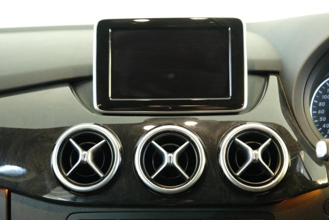 Mercedes-Benz B-Класс II (W246) с пробегом 2012 года, цена 1 299 000 рублей, 53500 км, хэтчбек, Автокод Объявления
