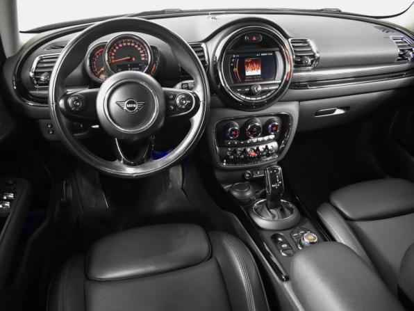 Mini Clubman II Рестайлинг с пробегом 2019 года, цена 2 279 900 рублей, 108814 км, универсал, Автокод Объявления