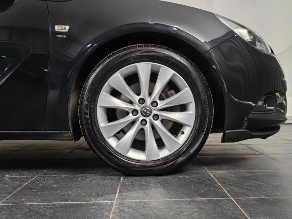 Opel Astra J Рестайлинг с пробегом 2014 года, цена 833 000 рублей, 177038 км, хэтчбек, Автокод Объявления
