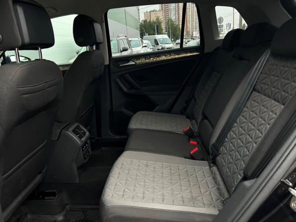 Volkswagen Tiguan II Рестайлинг с пробегом 2021 года, цена 2 541 600 рублей, 80105 км, внедорожник, Автокод Объявления