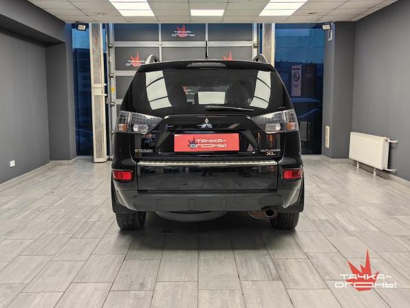 Mitsubishi Outlander II Рестайлинг с пробегом 2011 года, цена 1 198 000 рублей, 209000 км, внедорожник, Автокод Объявления
