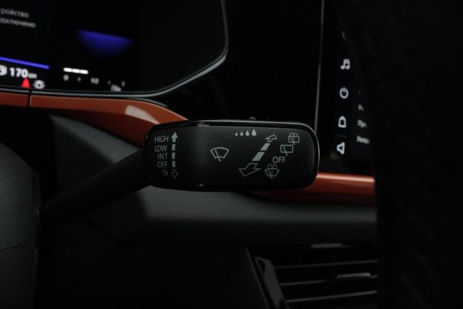 Volkswagen Taos I с пробегом 2021 года, цена 3 180 000 рублей, 43496 км, внедорожник, Автокод Объявления