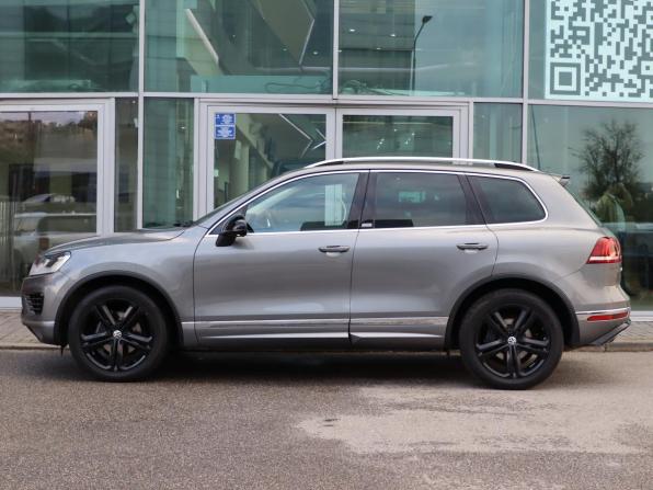 Volkswagen Touareg II Рестайлинг с пробегом 2017 года, цена 3 760 000 рублей, 112664 км, внедорожник, Автокод Объявления