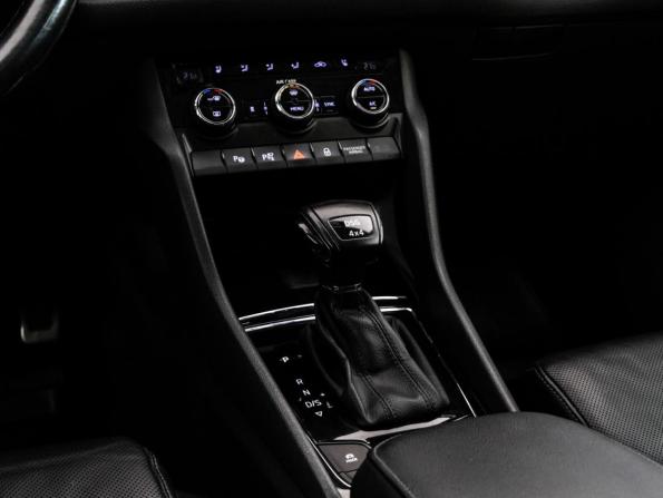 Skoda Kodiaq I с пробегом 2017 года, цена 1 799 000 рублей, 303654 км, внедорожник, Автокод Объявления