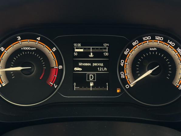Lada (ВАЗ) Vesta I Рестайлинг (NG) с пробегом 2024 года, цена 1 490 000 рублей, 20000 км, универсал, Автокод Объявления