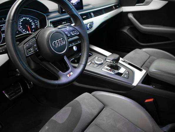 Audi A5 II (F5) с пробегом 2019 года, цена 2 049 000 рублей, 293446 км, лифтбек, Автокод Объявления