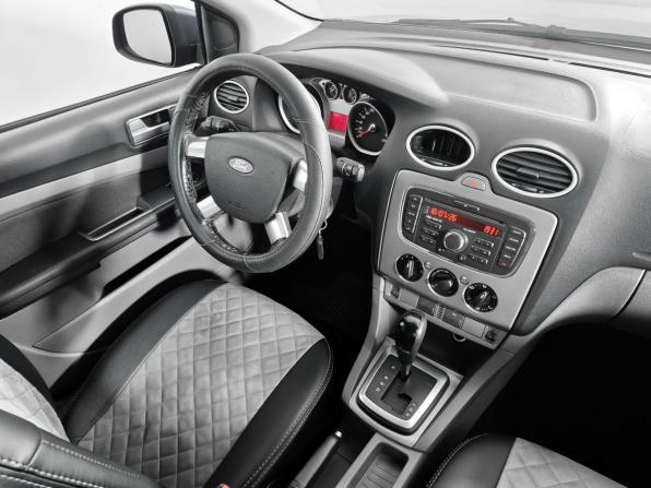 Ford Focus II Рестайлинг с пробегом 2010 года, цена 220 000 рублей, 295054 км, хэтчбек, Автокод Объявления
